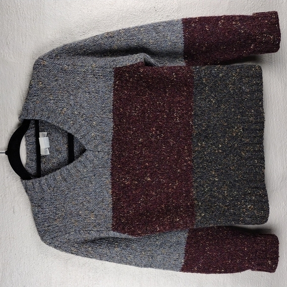 Mainframe Gray Burgundy Color Block V-Neck Long Sleeve Pullover Short Sweater - Picture 10 of 10